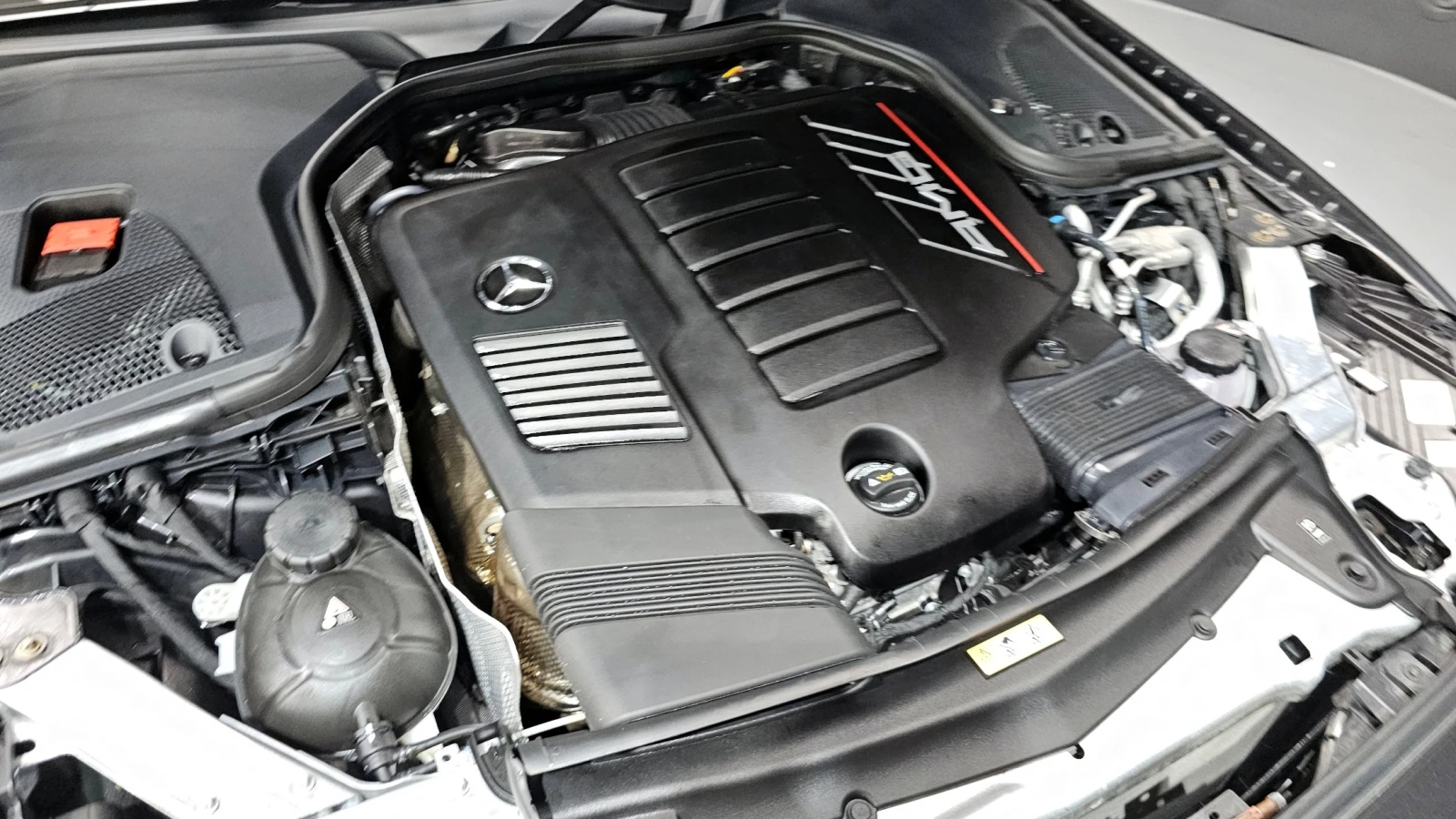 Mercedes-Benz E 53 AMG 4Matic* 360* Camera* CarPlay* Keyless* , снимка 16 - Автомобили и джипове - 54586608