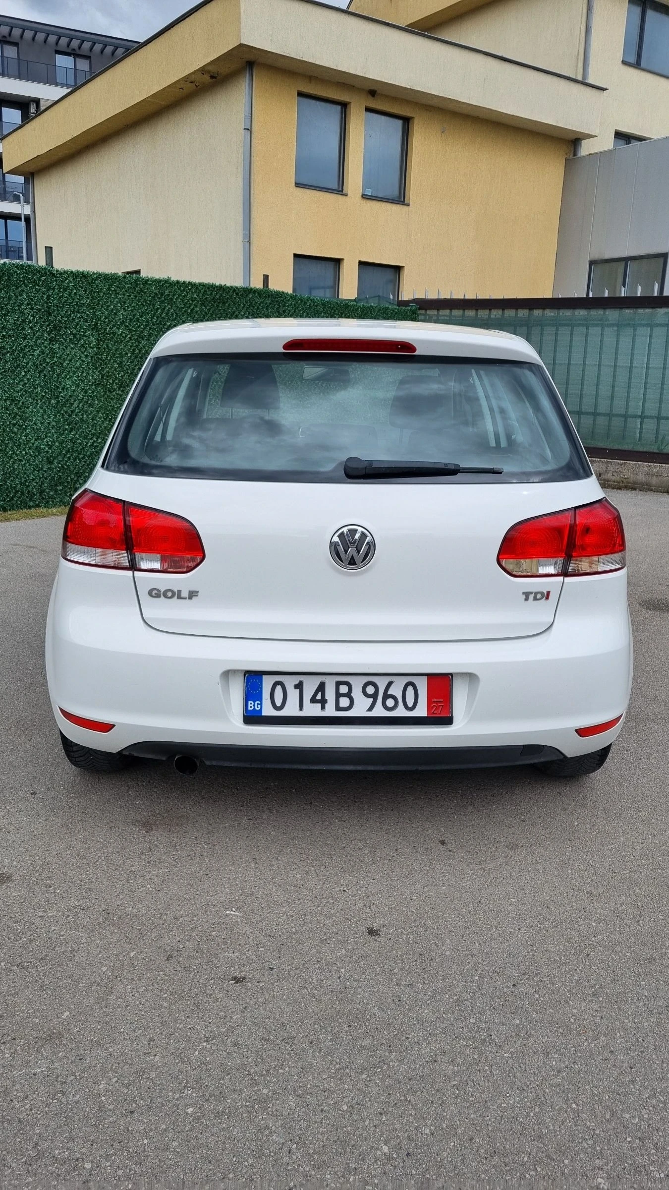 VW Golf 1.6TDI, снимка 5 - Автомобили и джипове - 54656022