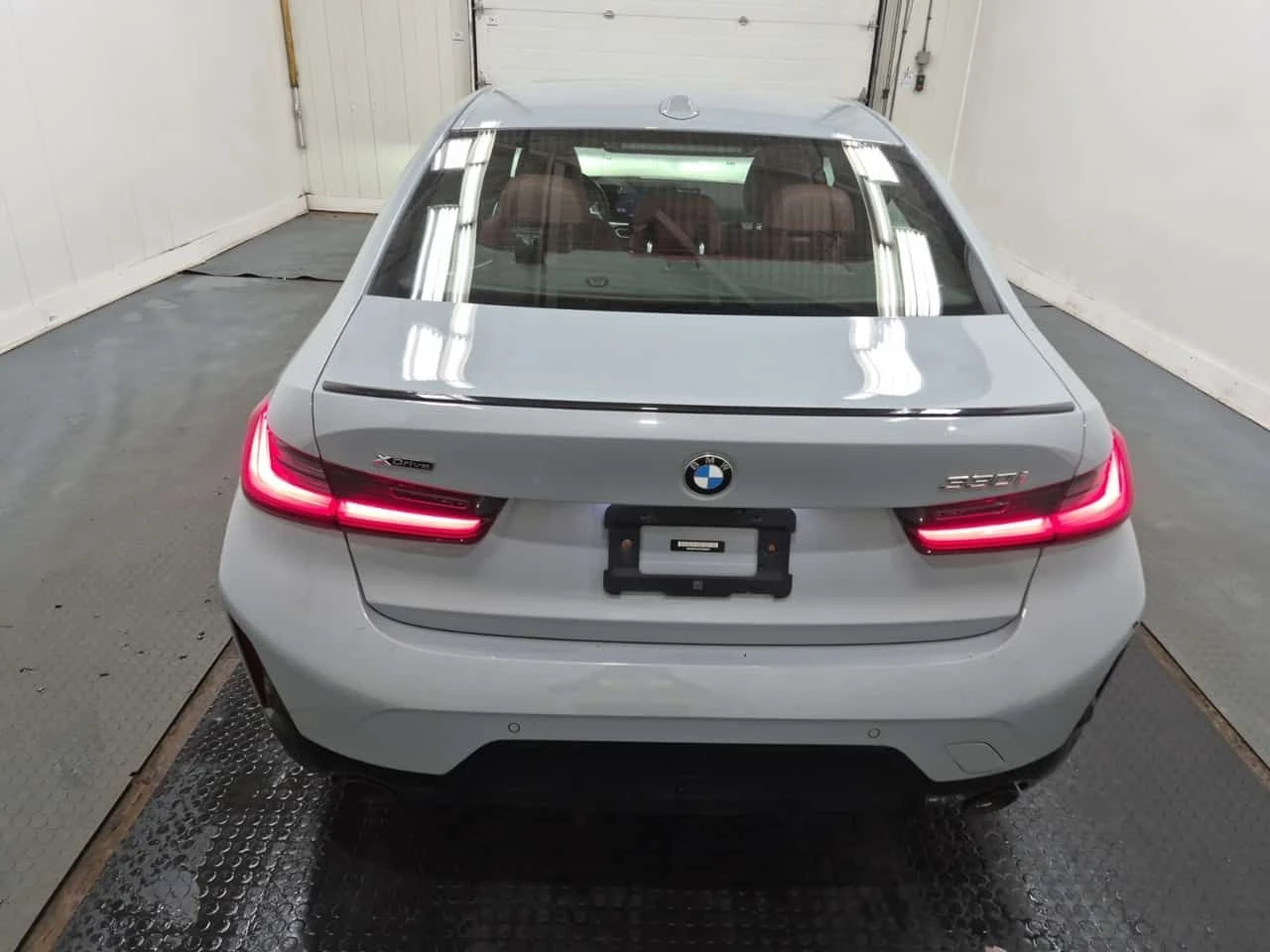BMW 330 * Един собственик * Без инциденти * От BMW * , снимка 4 - Автомобили и джипове - 54952692