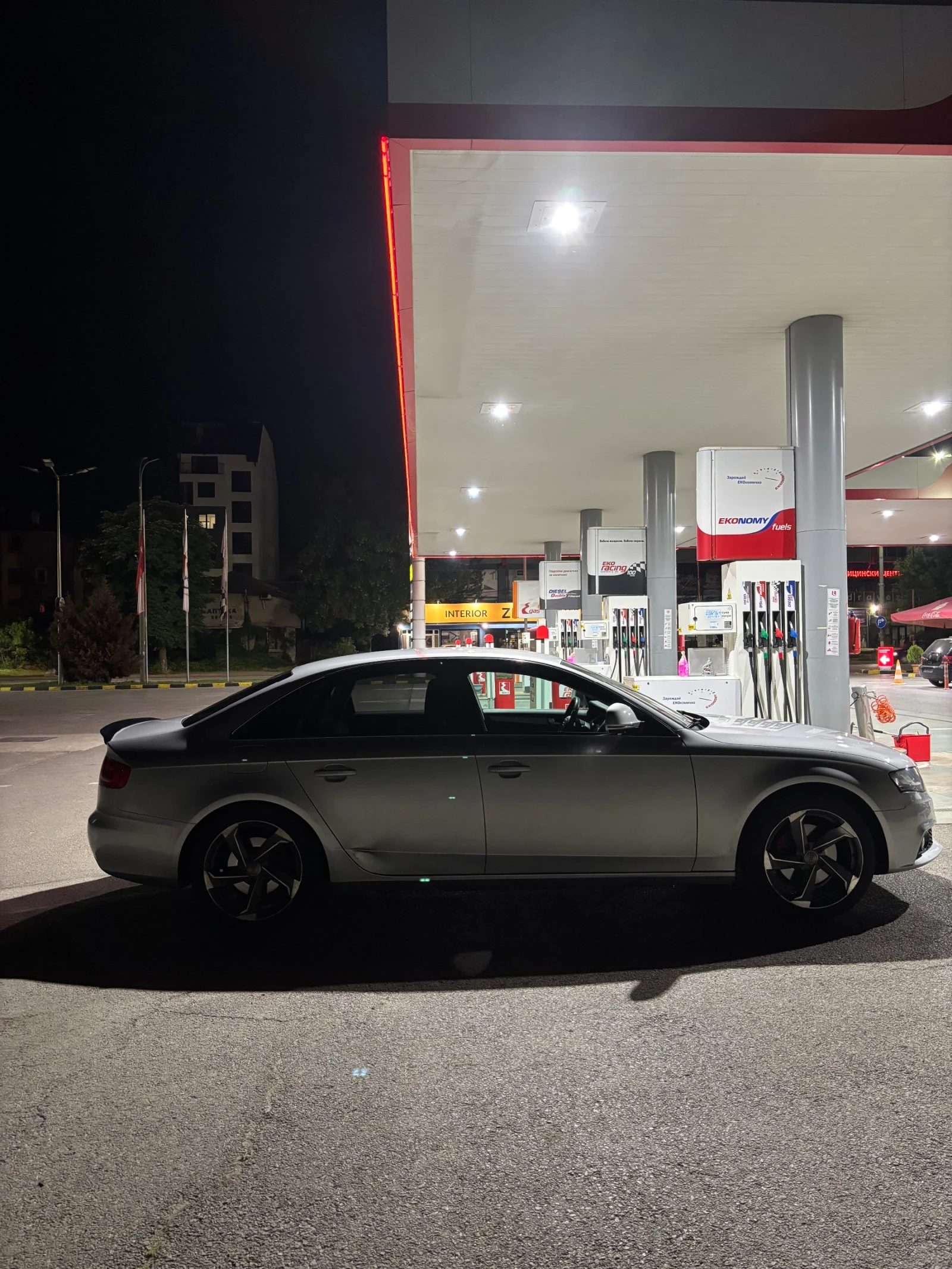 Audi A4, снимка 4 - Автомобили и джипове - 54989980