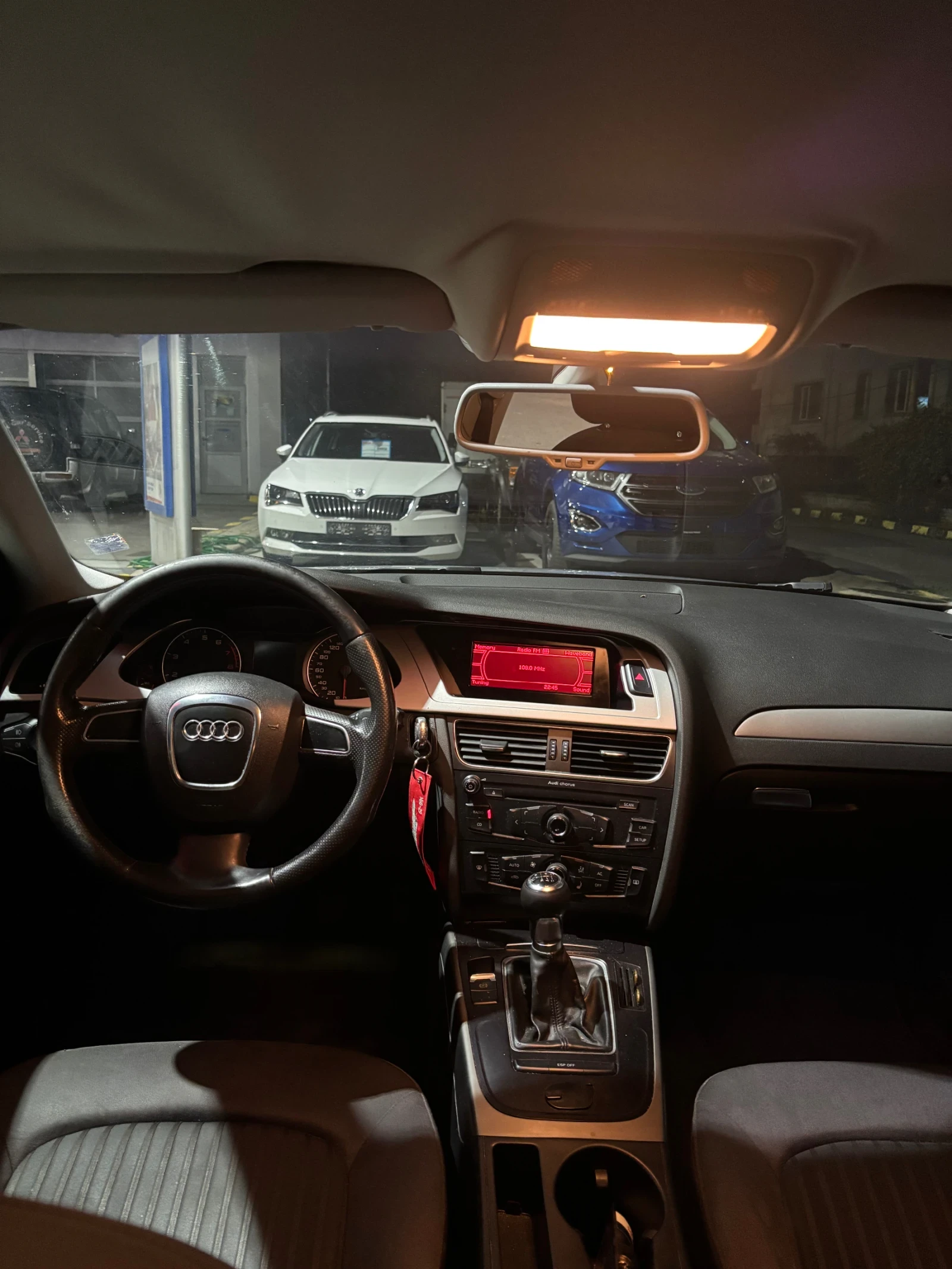 Audi A4, снимка 8 - Автомобили и джипове - 54989980