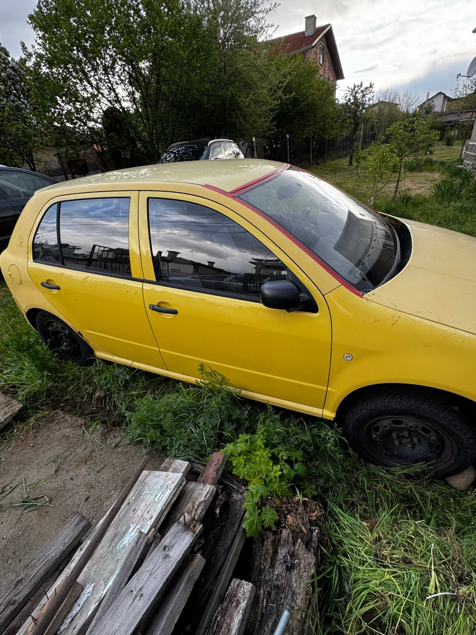 Skoda Fabia, снимка 2 - Автомобили и джипове - 55068844