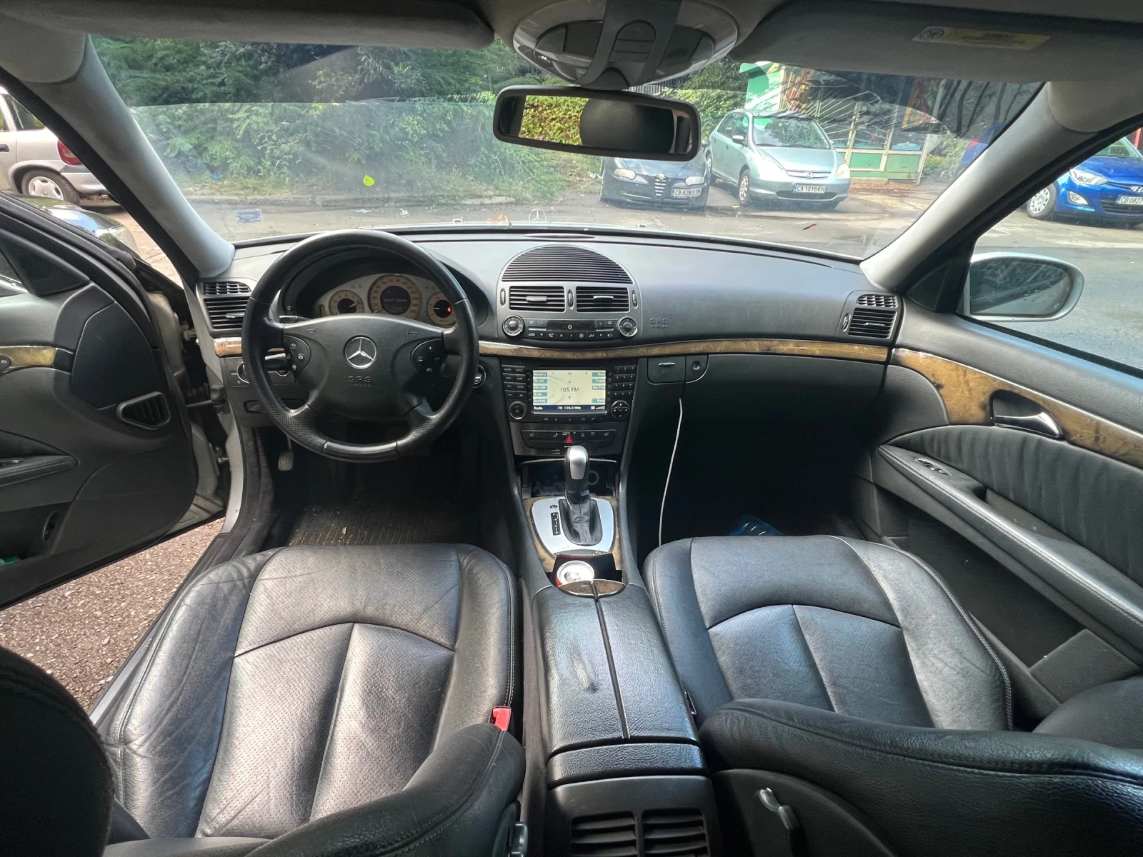 Mercedes-Benz E 320, снимка 7 - Автомобили и джипове - 55251606