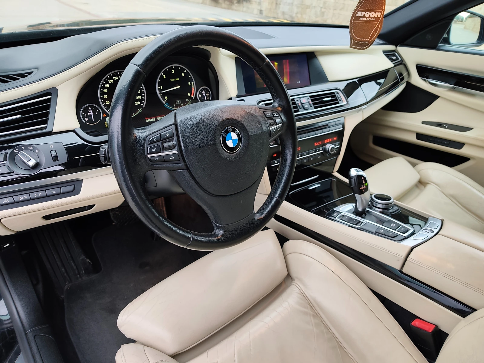 BMW 740 Xdrive, снимка 12 - Автомобили и джипове - 55424450