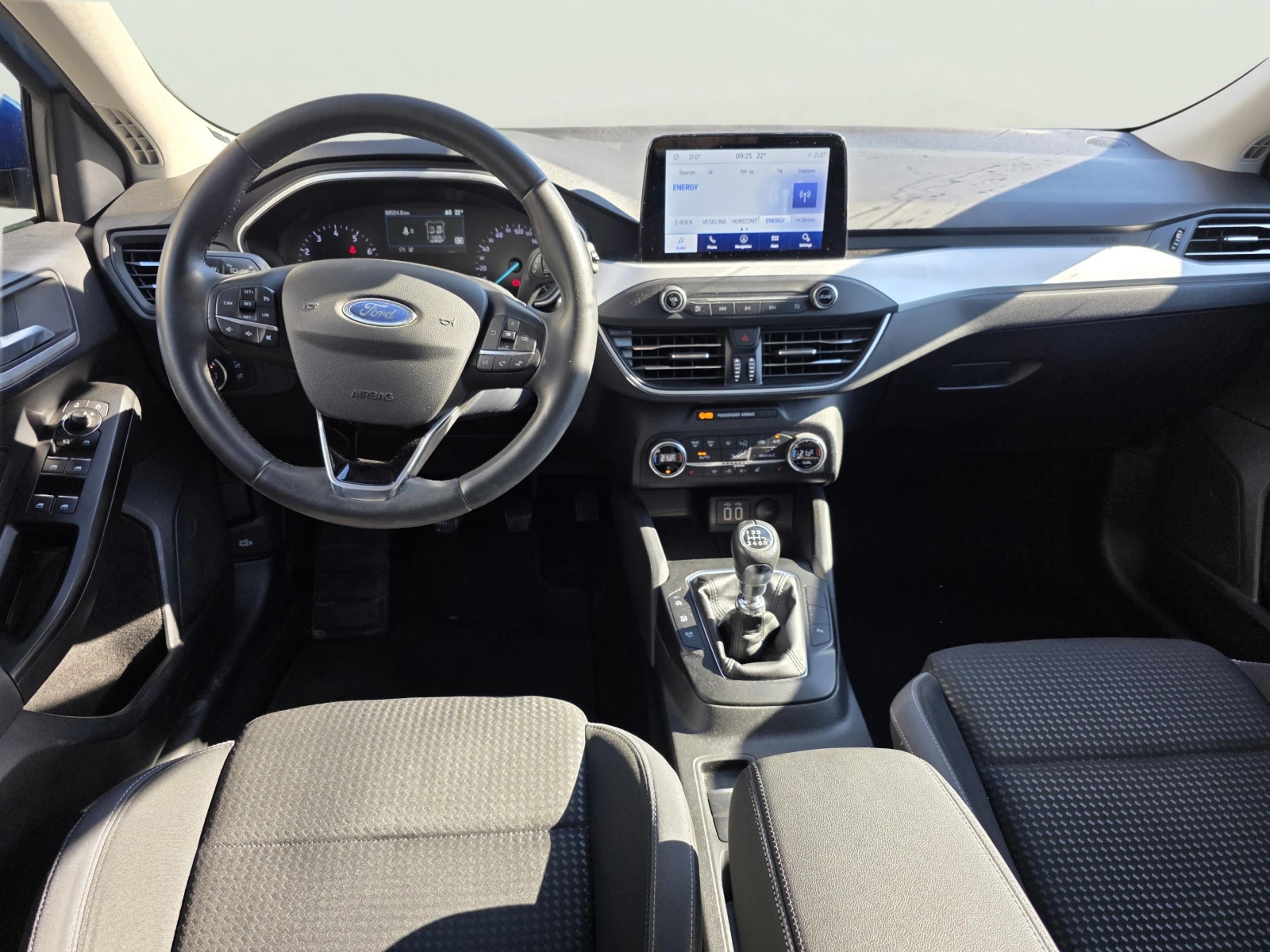 Ford Focus 1.0 EcoBoost, снимка 11 - Автомобили и джипове - 55964226