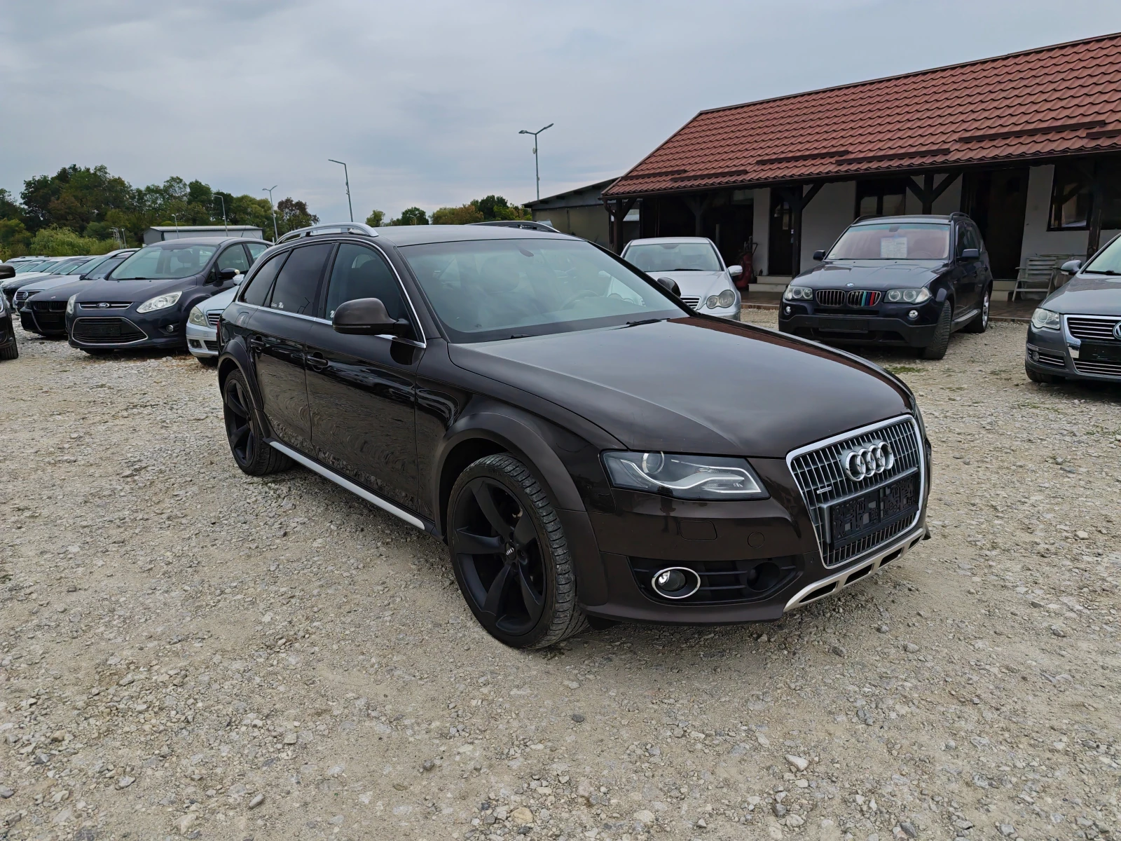 Audi A4 Allroad 3.0TDI 239HP BANG&OLUFSEN LED ПОДГРЕВ , снимка 3 - Автомобили и джипове - 56231257