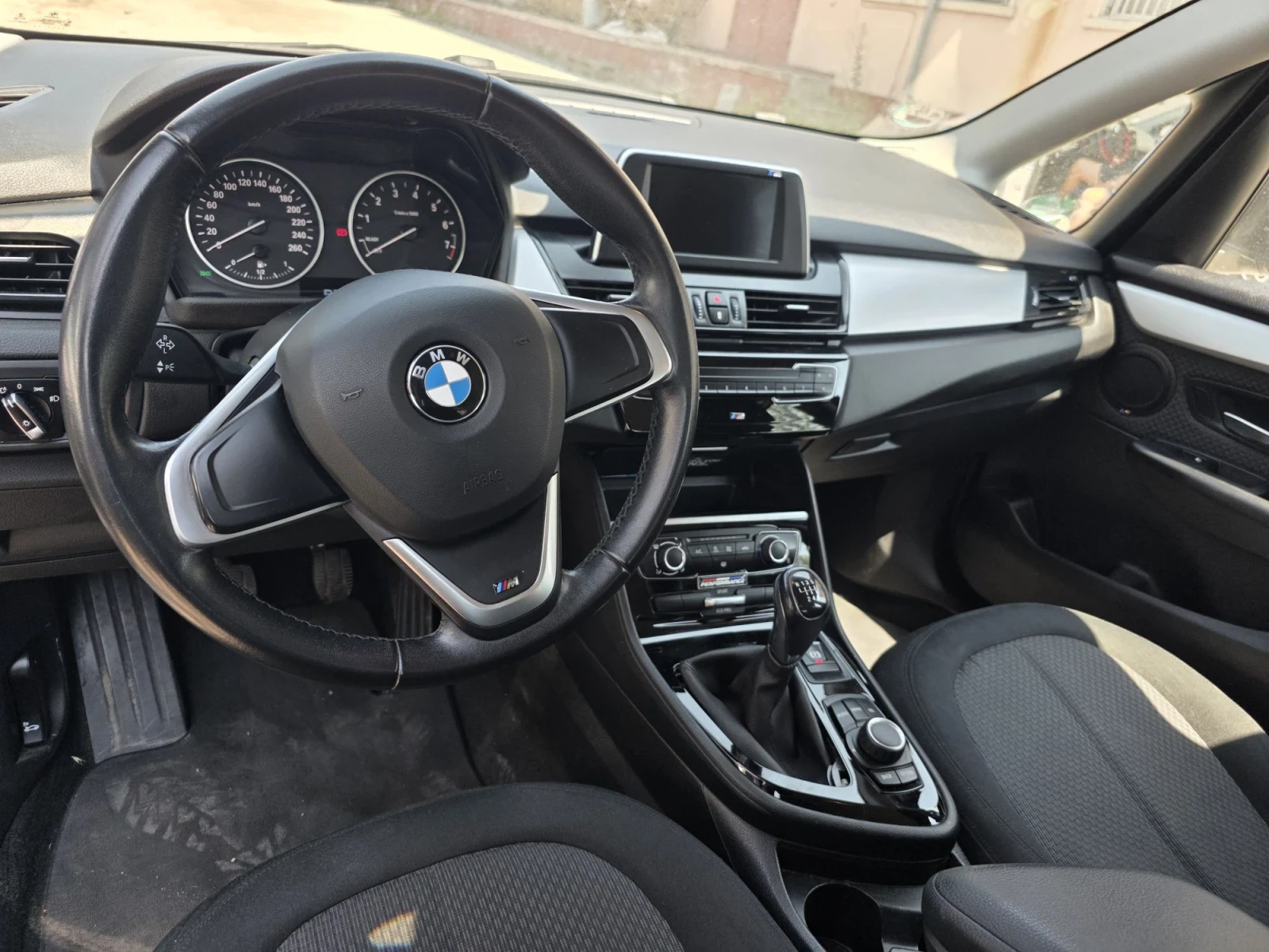 BMW 2 Active Tourer, снимка 9 - Автомобили и джипове - 56398243