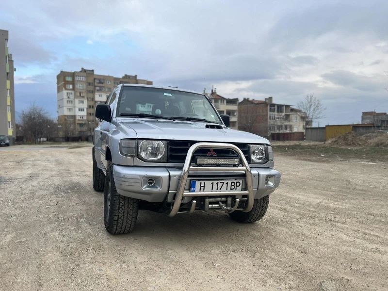 Mitsubishi Pajero, снимка 1 - Автомобили и джипове - 48499641