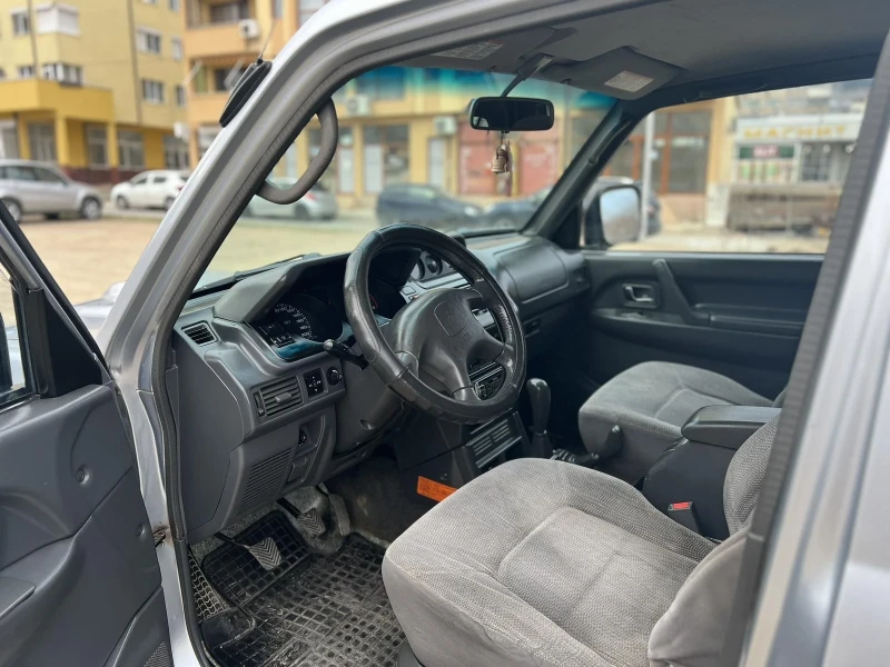 Mitsubishi Pajero, снимка 3 - Автомобили и джипове - 48499641