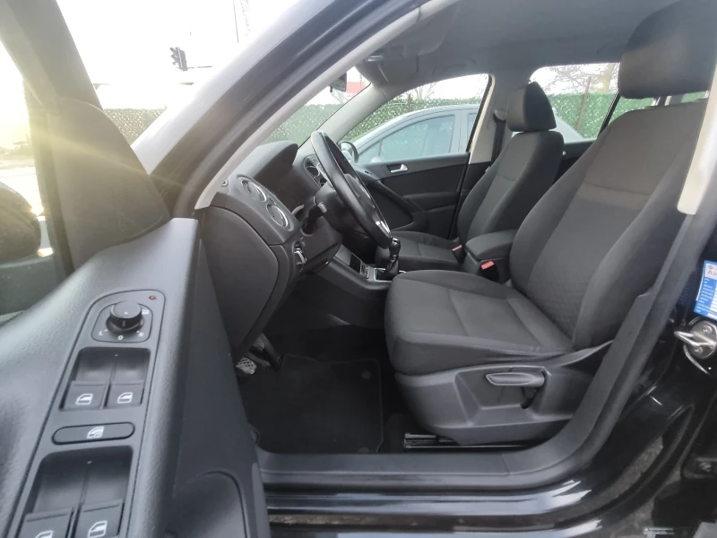 VW Tiguan 2.0TDI 110кс., снимка 7 - Автомобили и джипове - 48076977