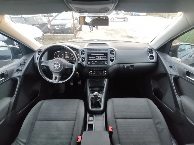 VW Tiguan 2.0TDI 110кс., снимка 11 - Автомобили и джипове - 48076977