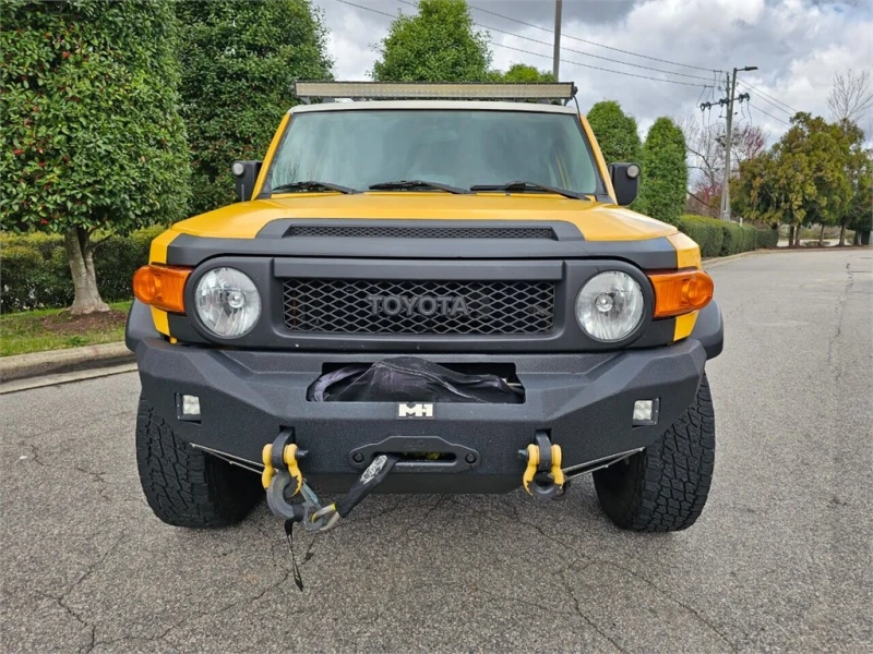 Toyota Fj cruiser ТОП СЪСТОЯНИЕ, снимка 2 - Автомобили и джипове - 48329356