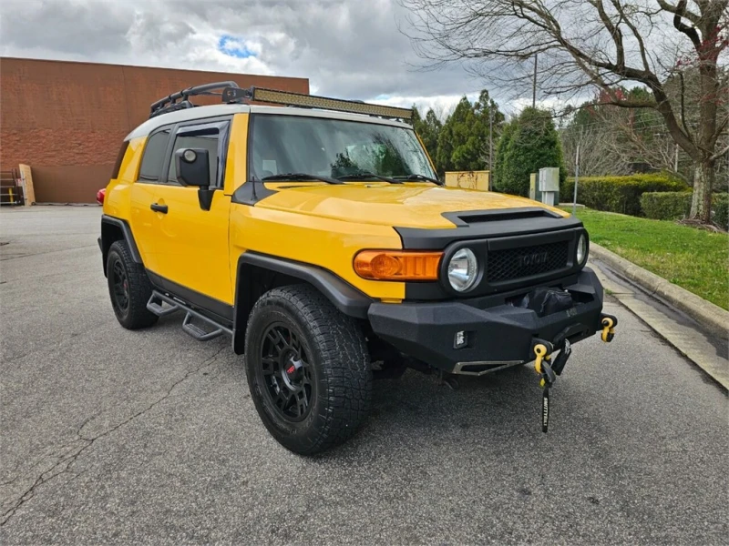 Toyota Fj cruiser ТОП СЪСТОЯНИЕ, снимка 1 - Автомобили и джипове - 48329356