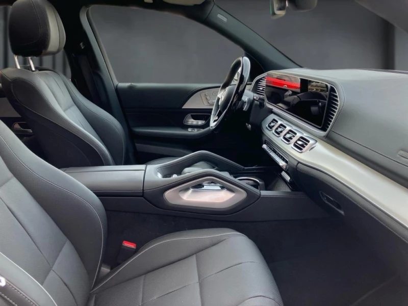 Mercedes-Benz GLE 580 AMG/FACELIFT/4-MATIC/NIGHT/PANO/BURM/360/HEAD UP/, снимка 13 - Автомобили и джипове - 51994426