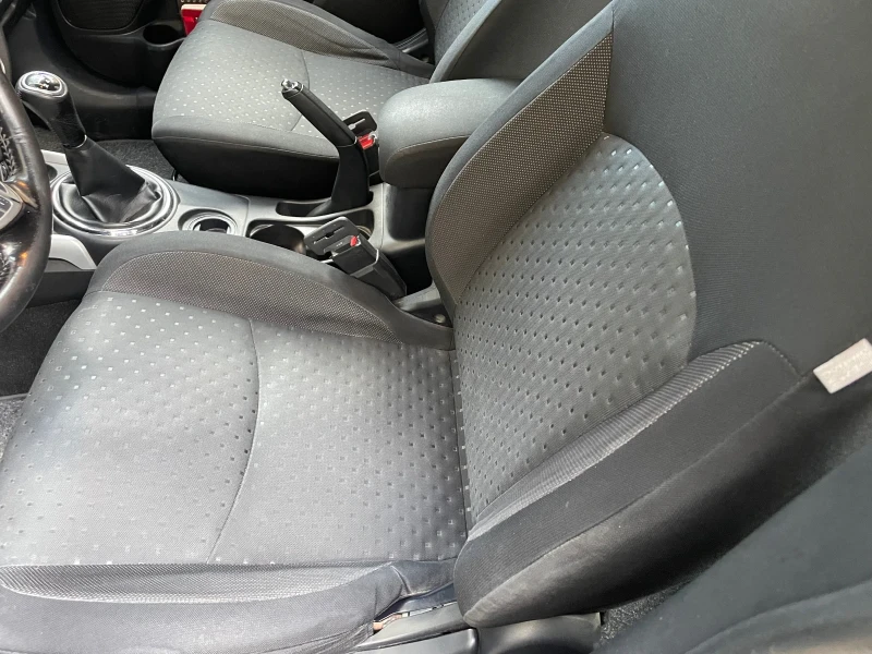 Mitsubishi ASX 1.6 I Бензин/Газ/Печка, снимка 13 - Автомобили и джипове - 53218656