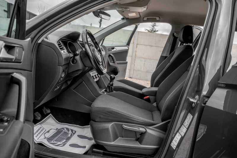 VW Tiguan 2 0TDI 6Sk FACE , снимка 11 - Автомобили и джипове - 53290354