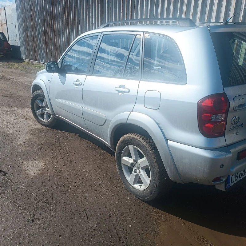 Toyota Rav4 2.0VVTI, снимка 3 - Автомобили и джипове - 53478716