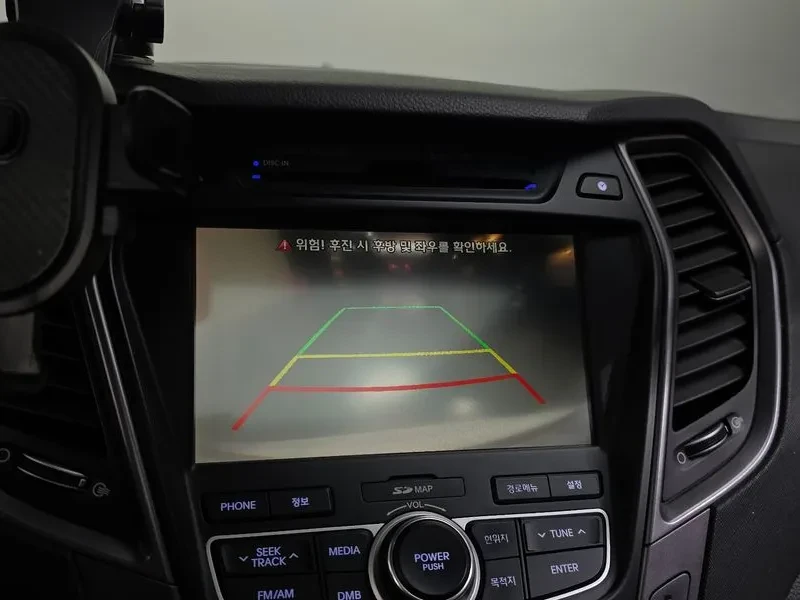 Hyundai Santa fe 2.0 CRDi 4WD - САМО 30% АВАНС, снимка 16 - Автомобили и джипове - 56159041