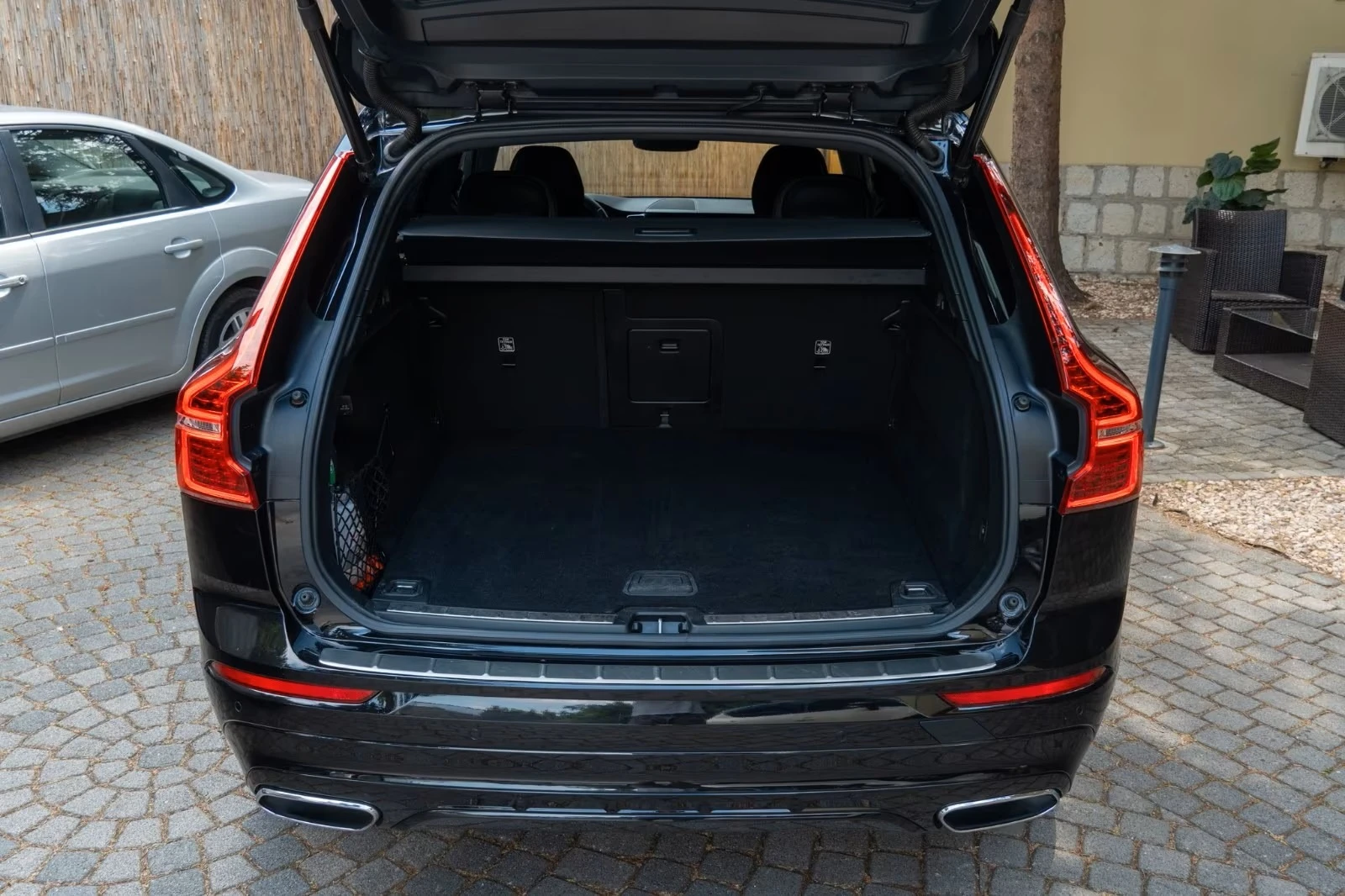 Volvo XC60 R Design AWD-  | Mobile.bg   11