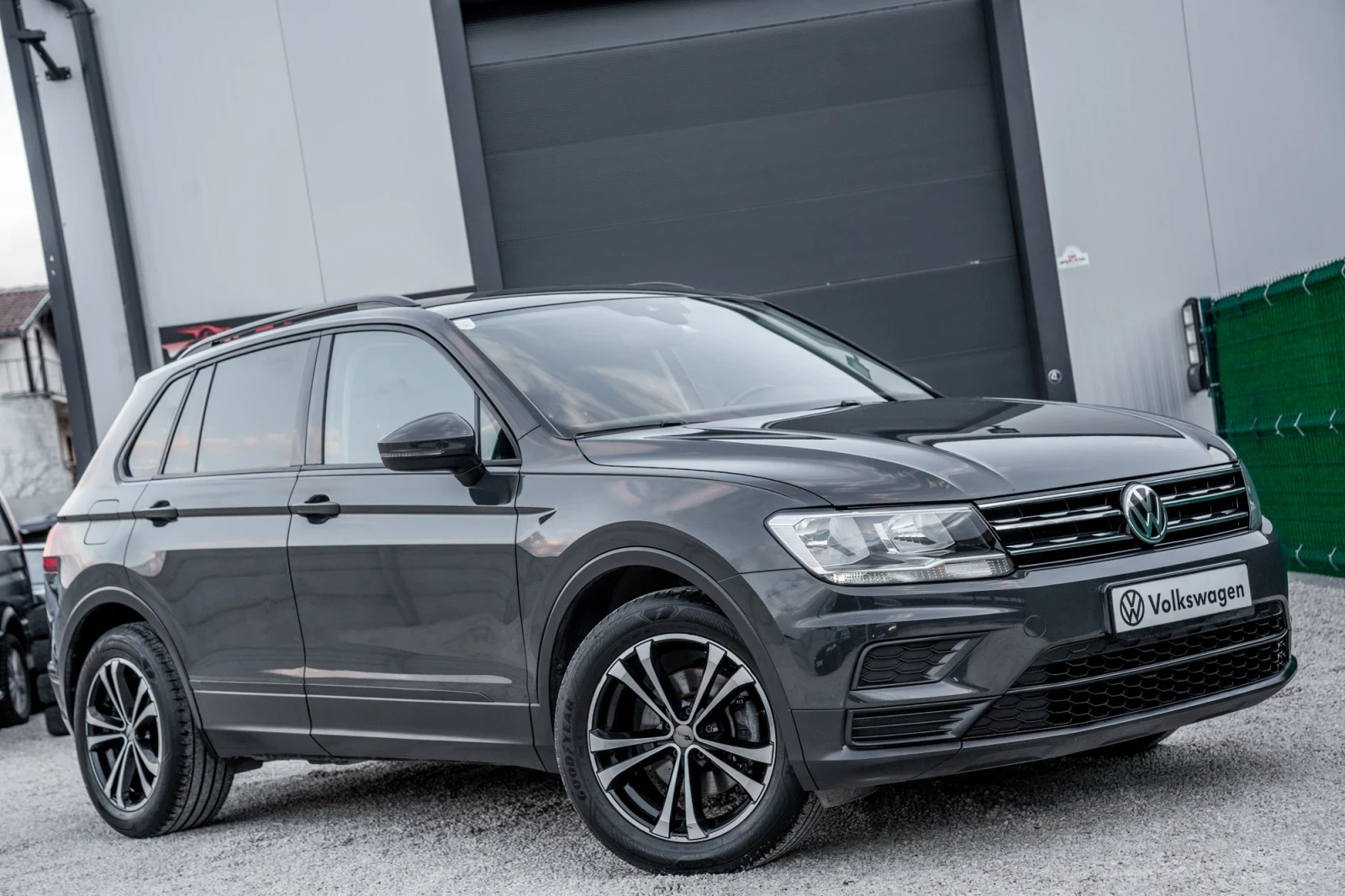 VW Tiguan 2 0TDI 6Sk FACE  - изображение 2