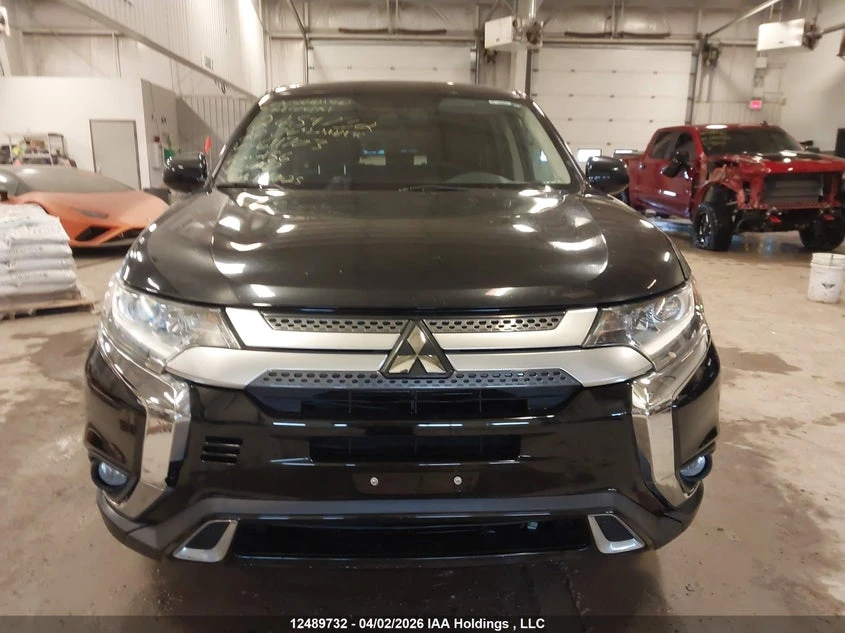 Mitsubishi Outlander 2.4 L * AWD* Buy now 