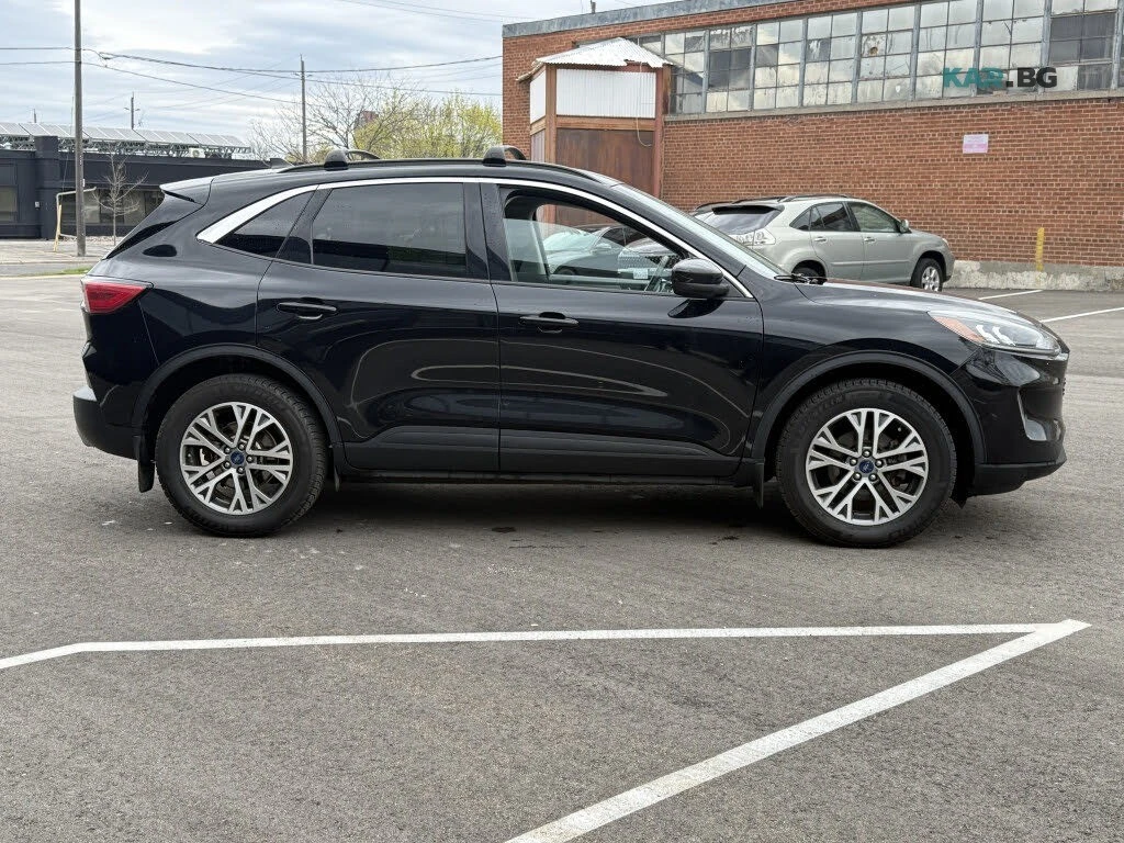 Ford Escape SEL* AWD* AвтоКредит* (ЦЕНА ДО БГ), снимка 4 - Автомобили и джипове - 55178724