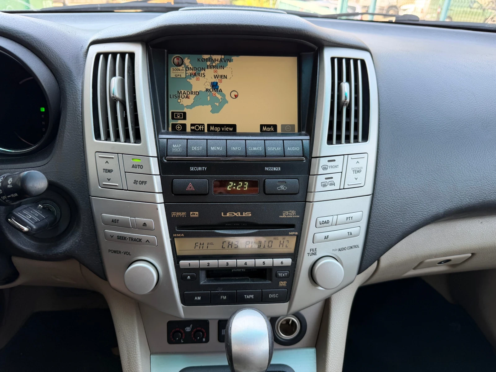 Lexus RX 400h Hybrid| Камера| Кожа| Нави, снимка 17 - Автомобили и джипове - 55269007