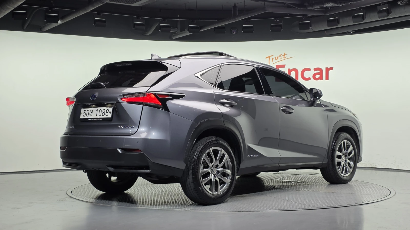 Lexus NX ЛЮК* ПОДГРЕВ ВОЛАН* КРАЙНА ЦЕНА, снимка 2 - Автомобили и джипове - 55384576