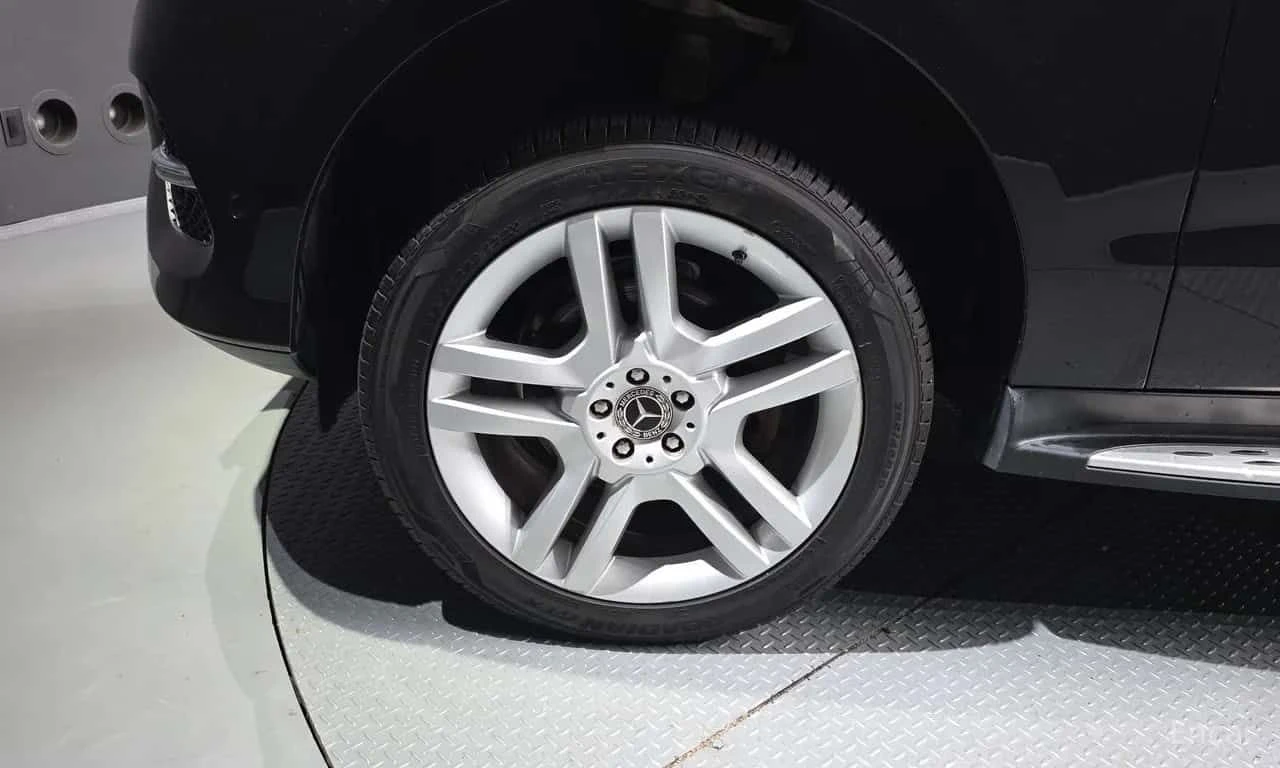 Mercedes-Benz GLE 4MATIC | АВТОФИНАНСИРАНЕ, снимка 5 - Автомобили и джипове - 55599542