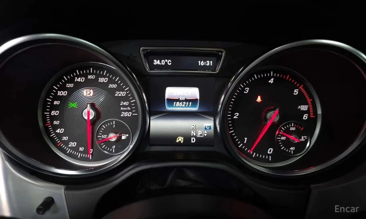 Mercedes-Benz GLE 4MATIC | АВТОФИНАНСИРАНЕ, снимка 8 - Автомобили и джипове - 55599542