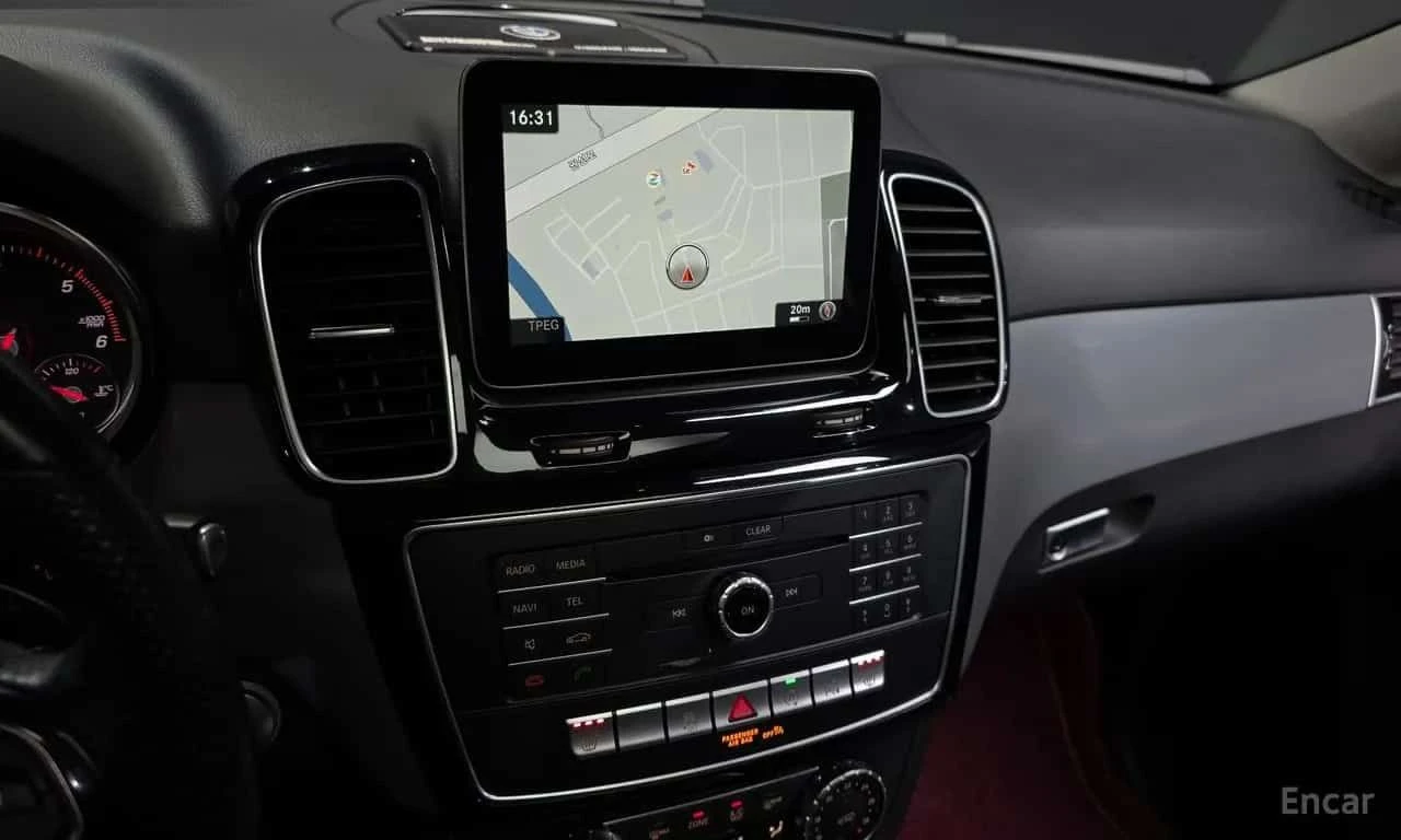 Mercedes-Benz GLE 4MATIC | АВТОФИНАНСИРАНЕ, снимка 14 - Автомобили и джипове - 55599542