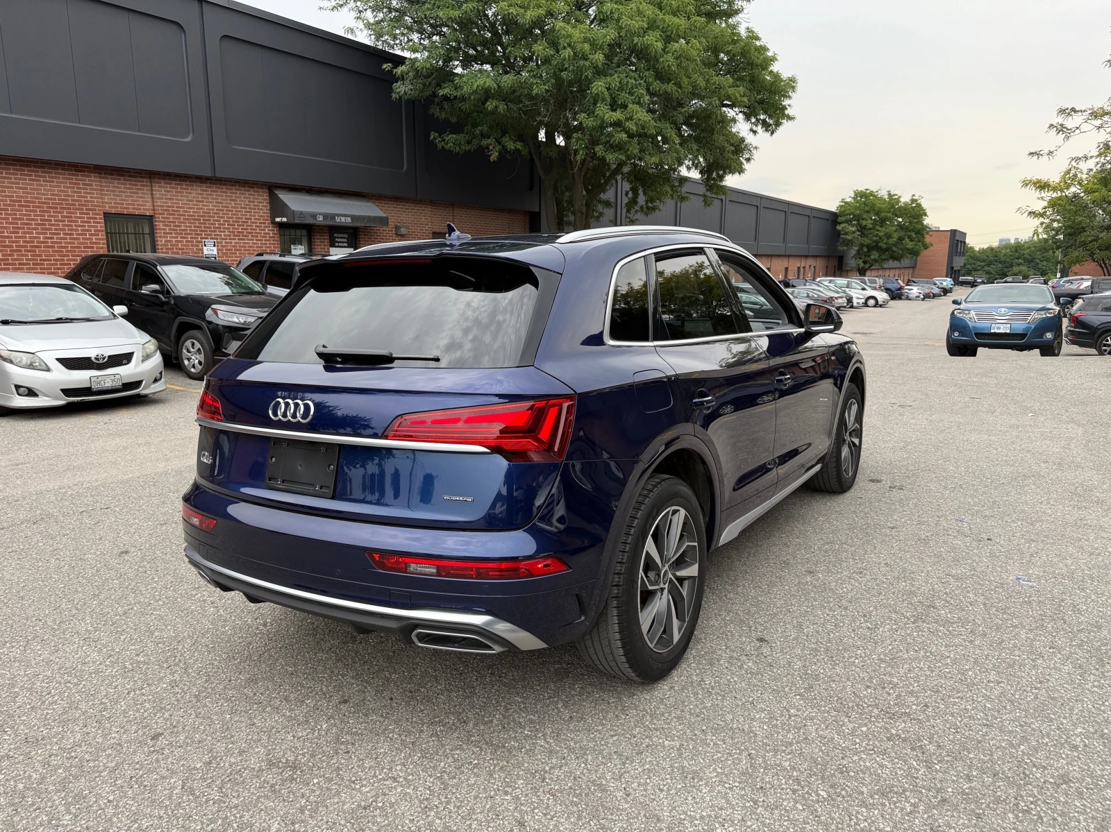 Audi Q5 * Progressiv * CARFAX * ОПЦИЯ ЗА ФИНАНСИРАНЕ, снимка 3 - Автомобили и джипове - 55983831