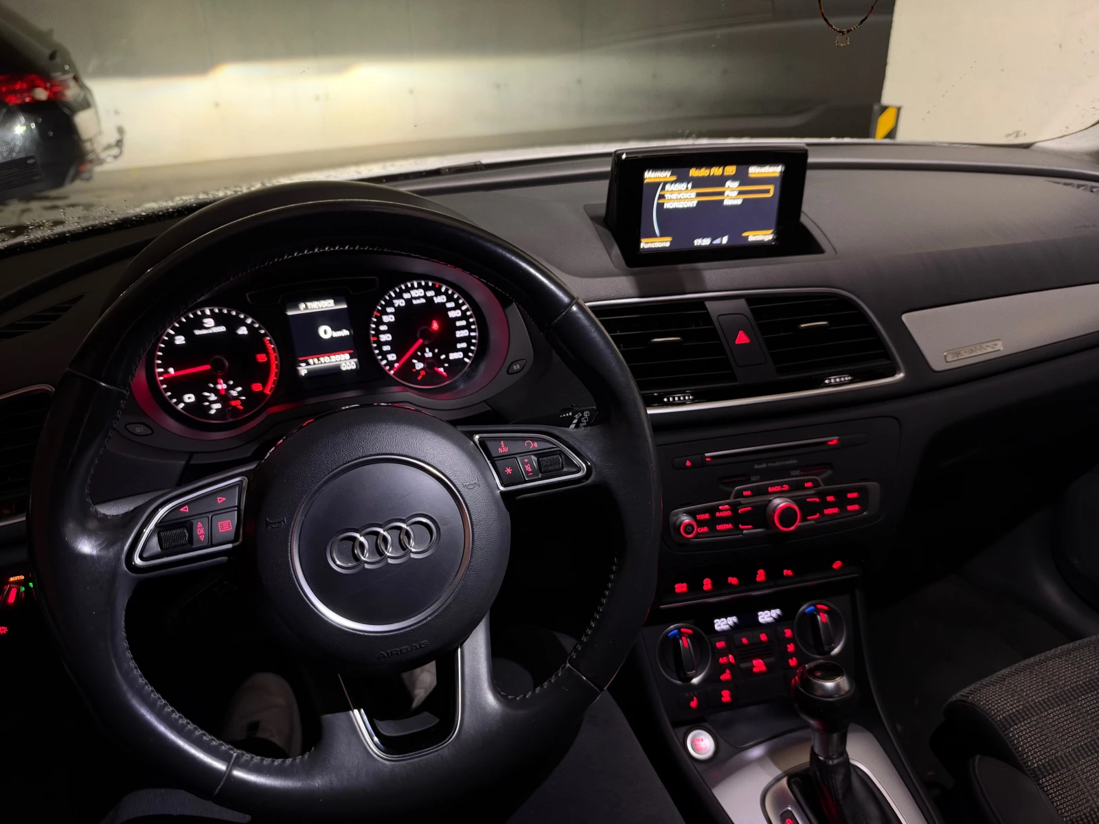 Audi Q3, снимка 5 - Автомобили и джипове - 56451871