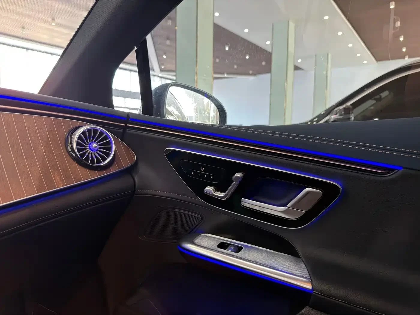 Mercedes-Benz EQE | Mobile.bg � ����������� 14