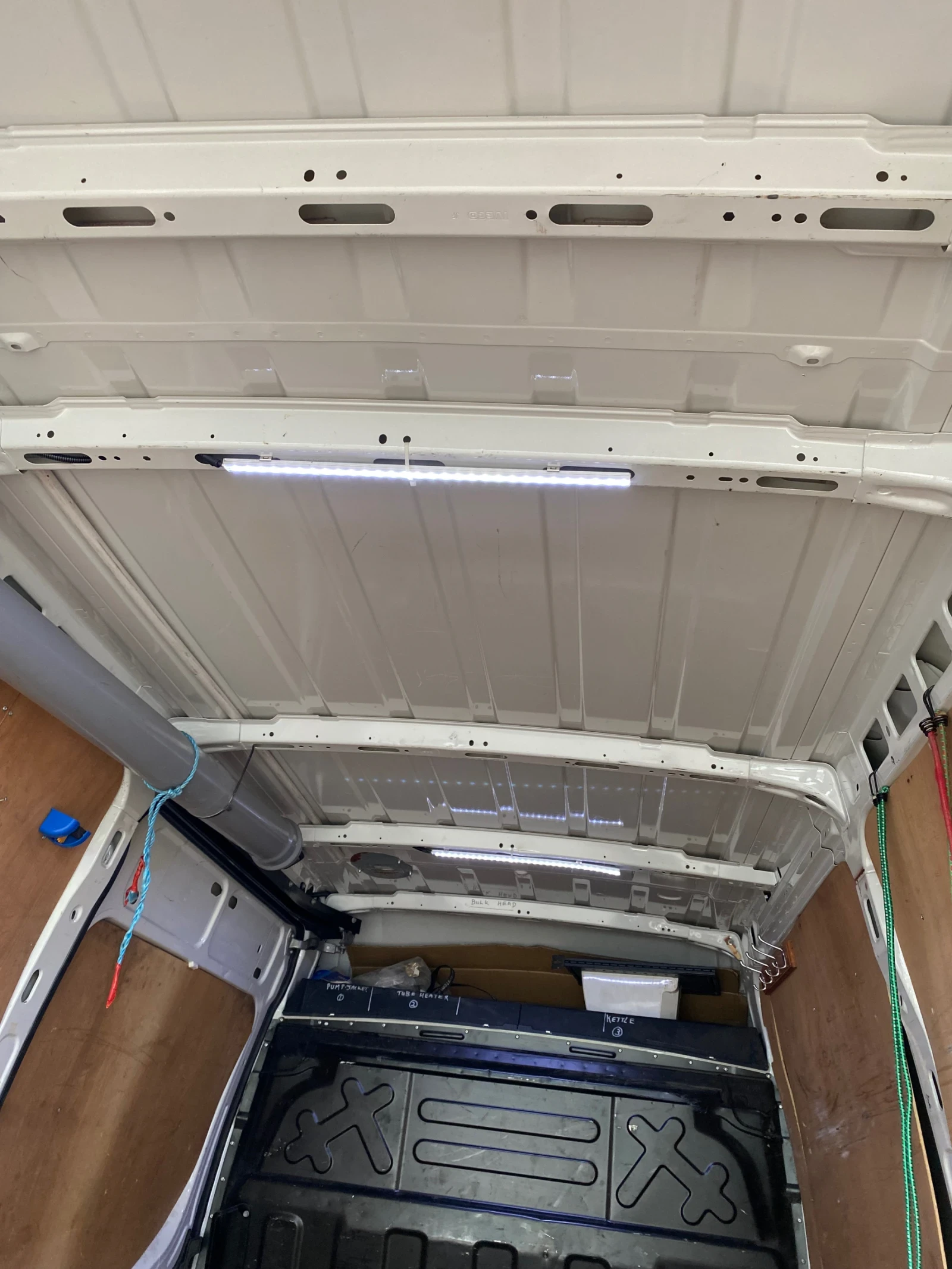 Iveco 35s12  - изображение 4
