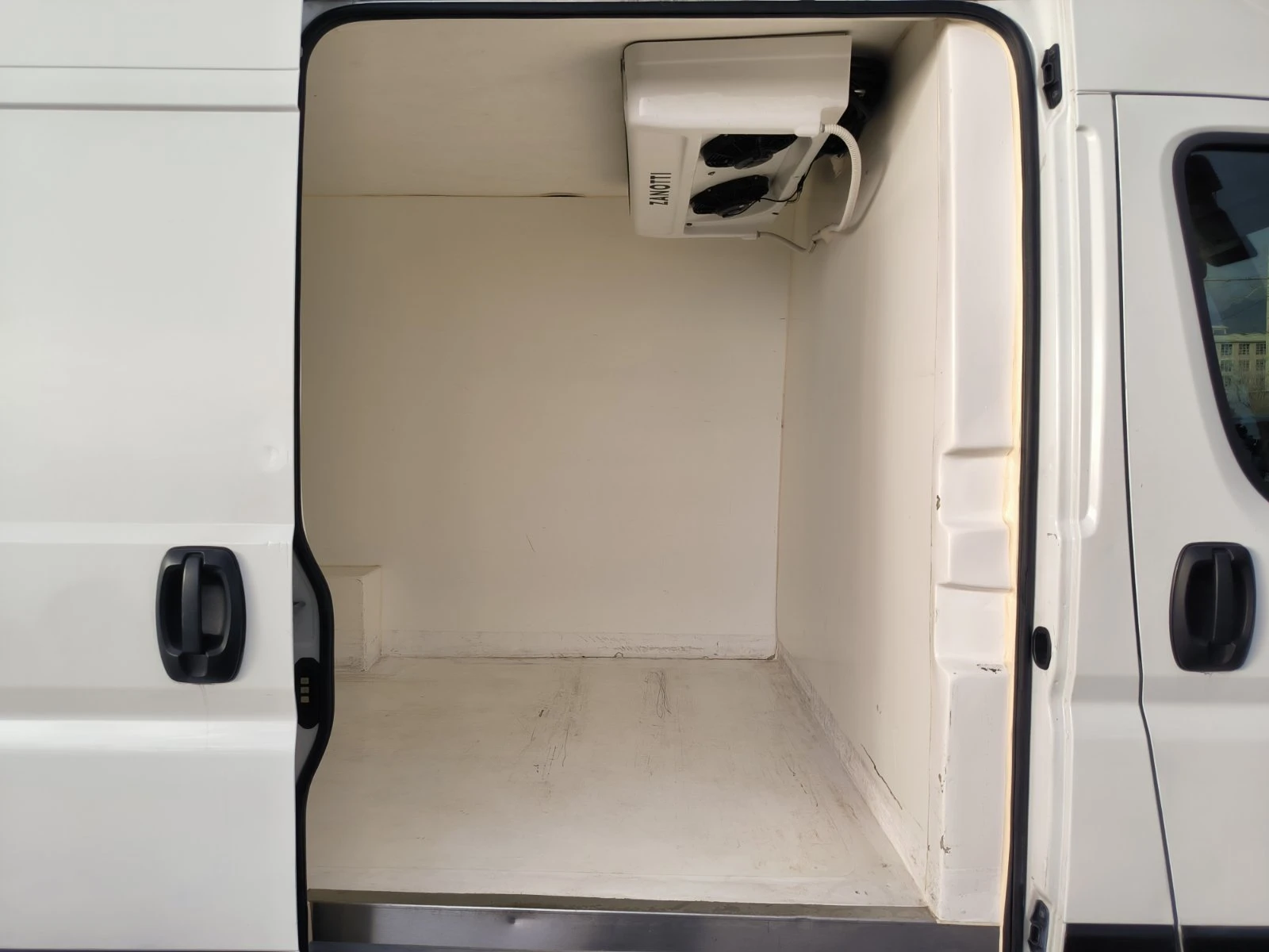 Peugeot Boxer 2.0d-��������-Euro-6B-6sk | Mobile.bg � ����������� 15