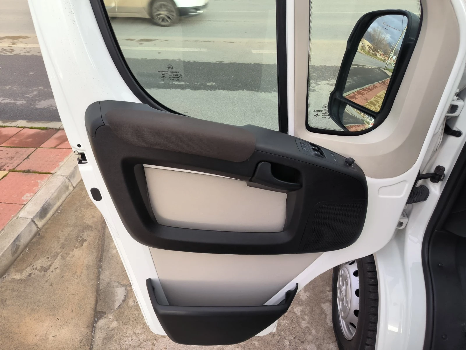 Peugeot Boxer 2.0d-Хладилен-Euro-6B-6sk - изображение 9