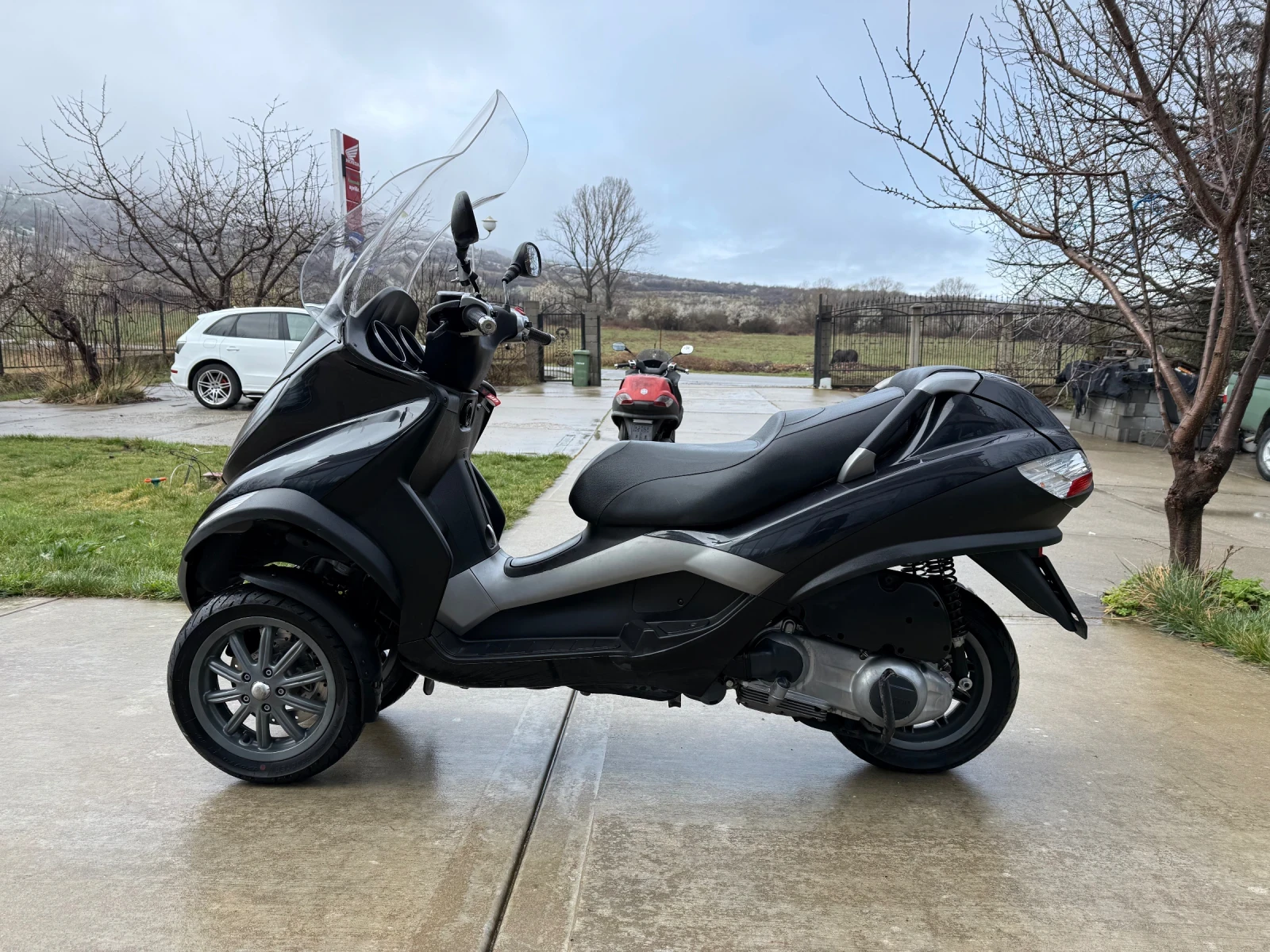 Piaggio Mp3 PERFEKTEN 250i, снимка 5 - Мотоциклети и мототехника - 54004001