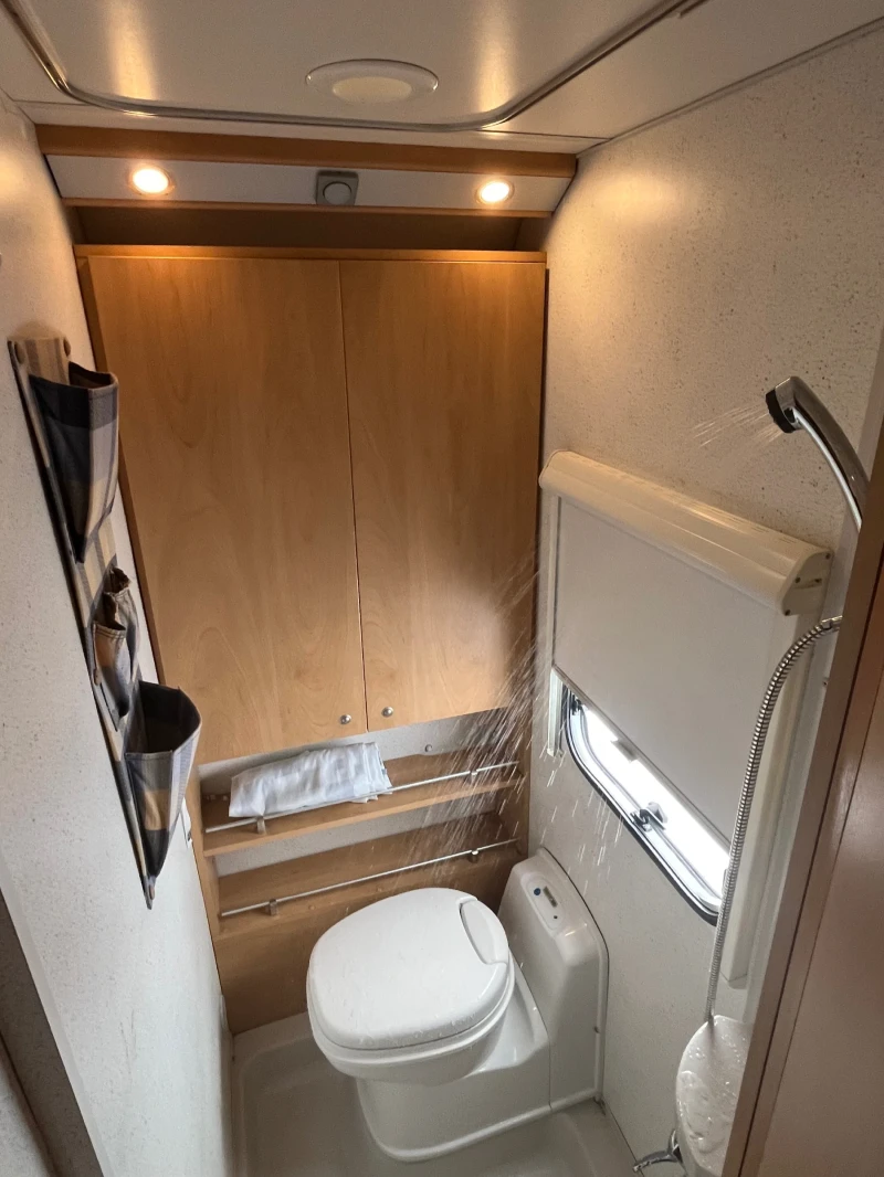 Каравана Burstner 500 TS, снимка 10 - Каравани и кемпери - 52428534