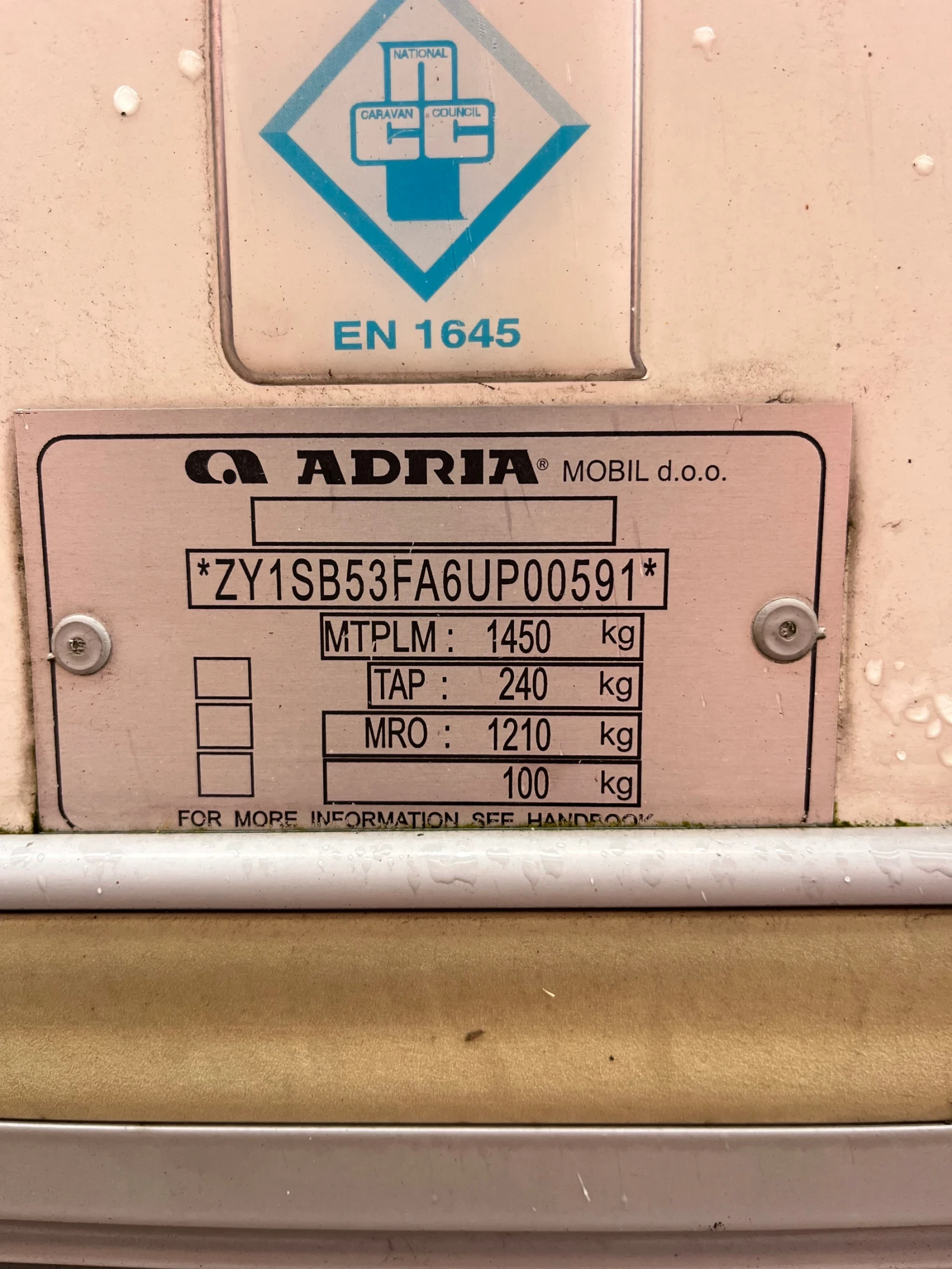 Каравана Adria Adiva 532 - изображение 7