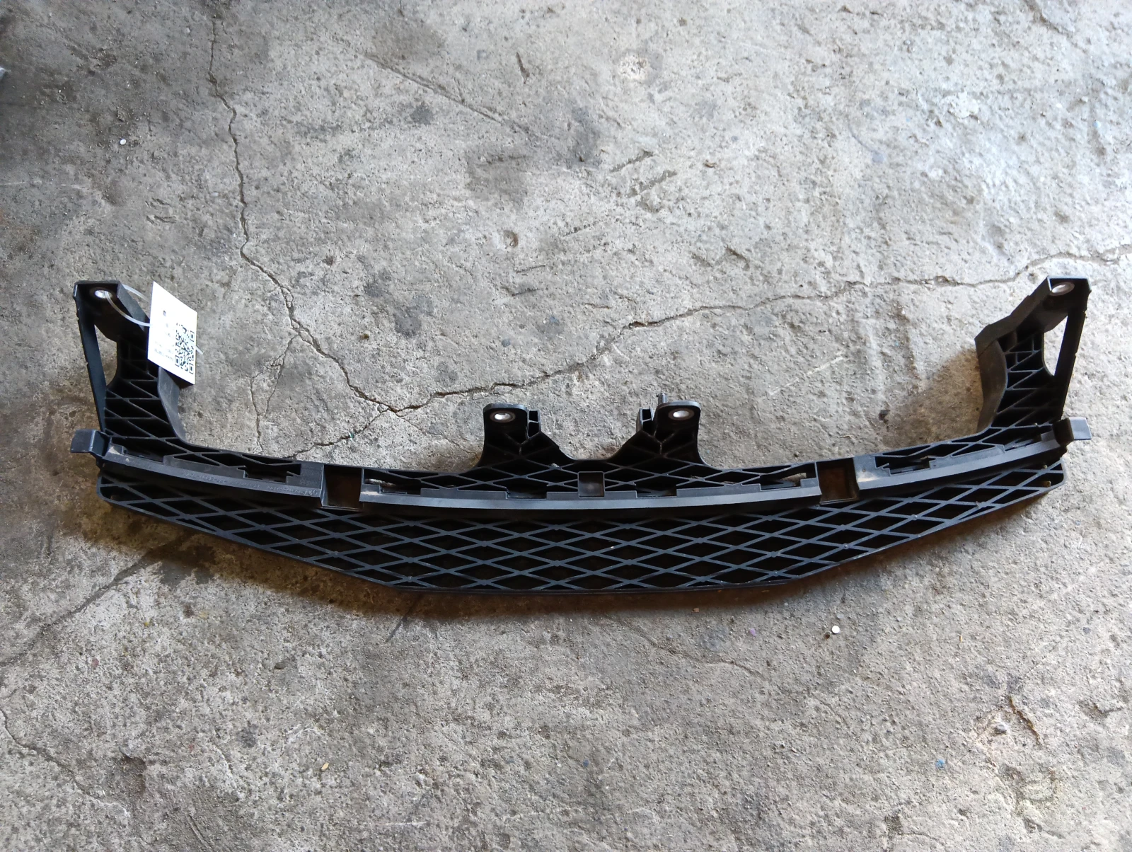 държач 3C8807889 3C8807571 VW Passat CC