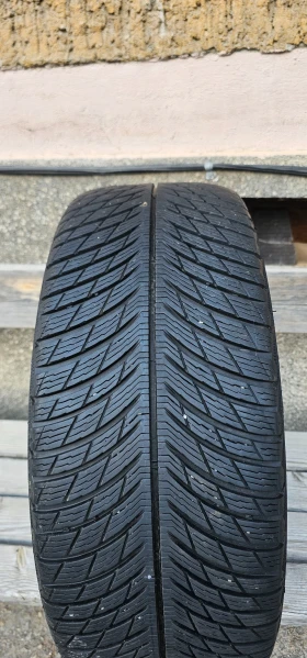 Гуми Зимни 245/45R18, снимка 3