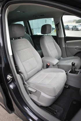 Seat Alhambra 2.0 TDI 4 drive, снимка 12