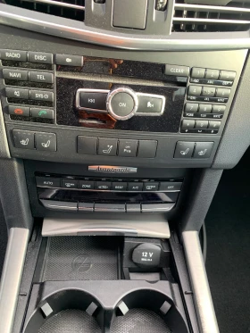 Mercedes-Benz E 300 HYBRID AMG , снимка 12