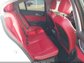 Alfa Romeo Giulia !!УНИКАТ!! #ПЪЛНО ОБОРУДВАНЕ# !ПАНОРАМА, снимка 9