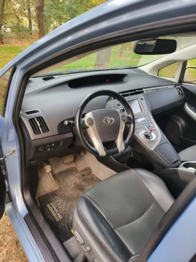 Toyota Prius PHEV, снимка 8