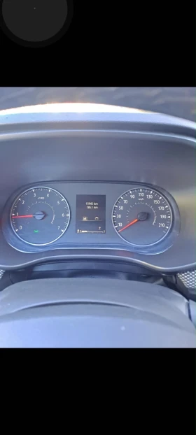 Dacia Sandero - 13300 € / 26012.54 лв. - 99462189 13