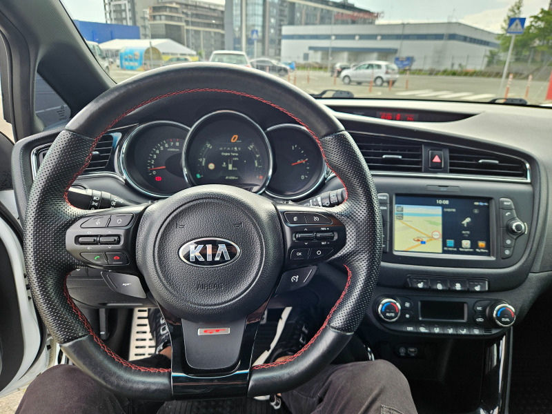 Kia Ceed GT 1.6 GDI-T 204 к.с. В гаранция!, снимка 9 - Автомобили и джипове - 45699869