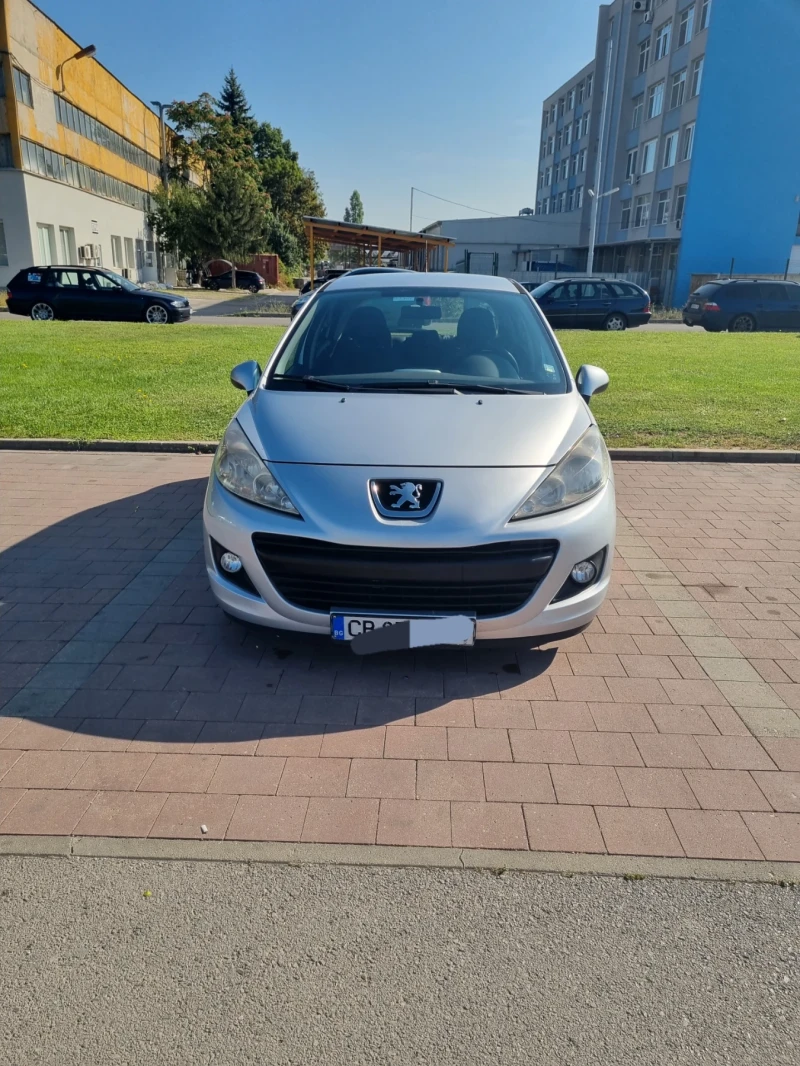 Peugeot 207 1, 4 бензин/газ, снимка 2 - Автомобили и джипове - 47021275