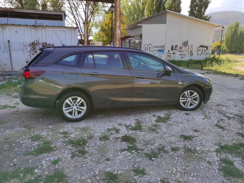 Opel Astra 1.6TDCI 95кс, снимка 8 - Автомобили и джипове - 47503818